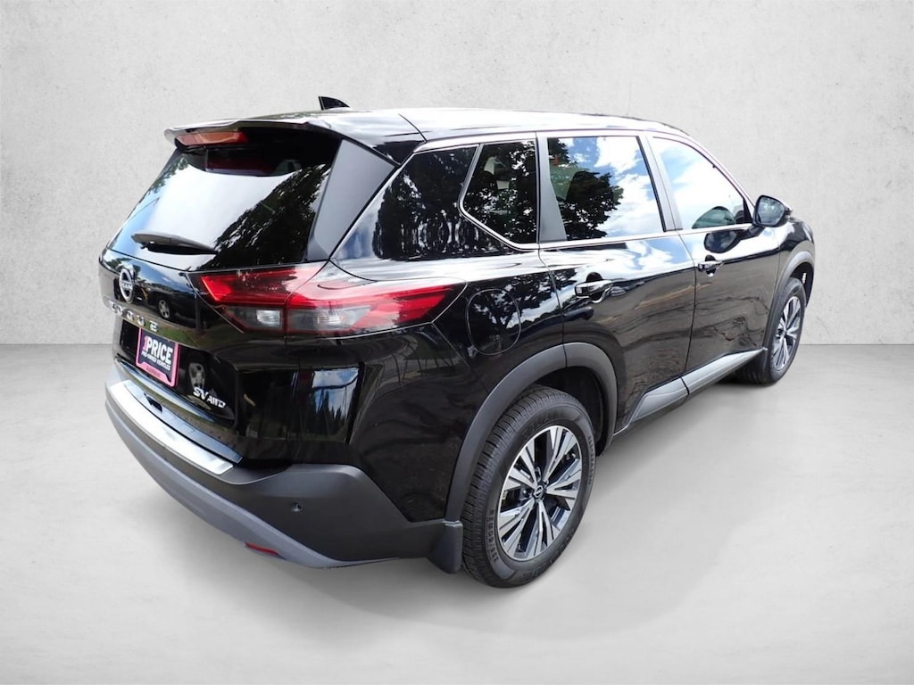 Used 2022 Nissan Rogue SV SUV