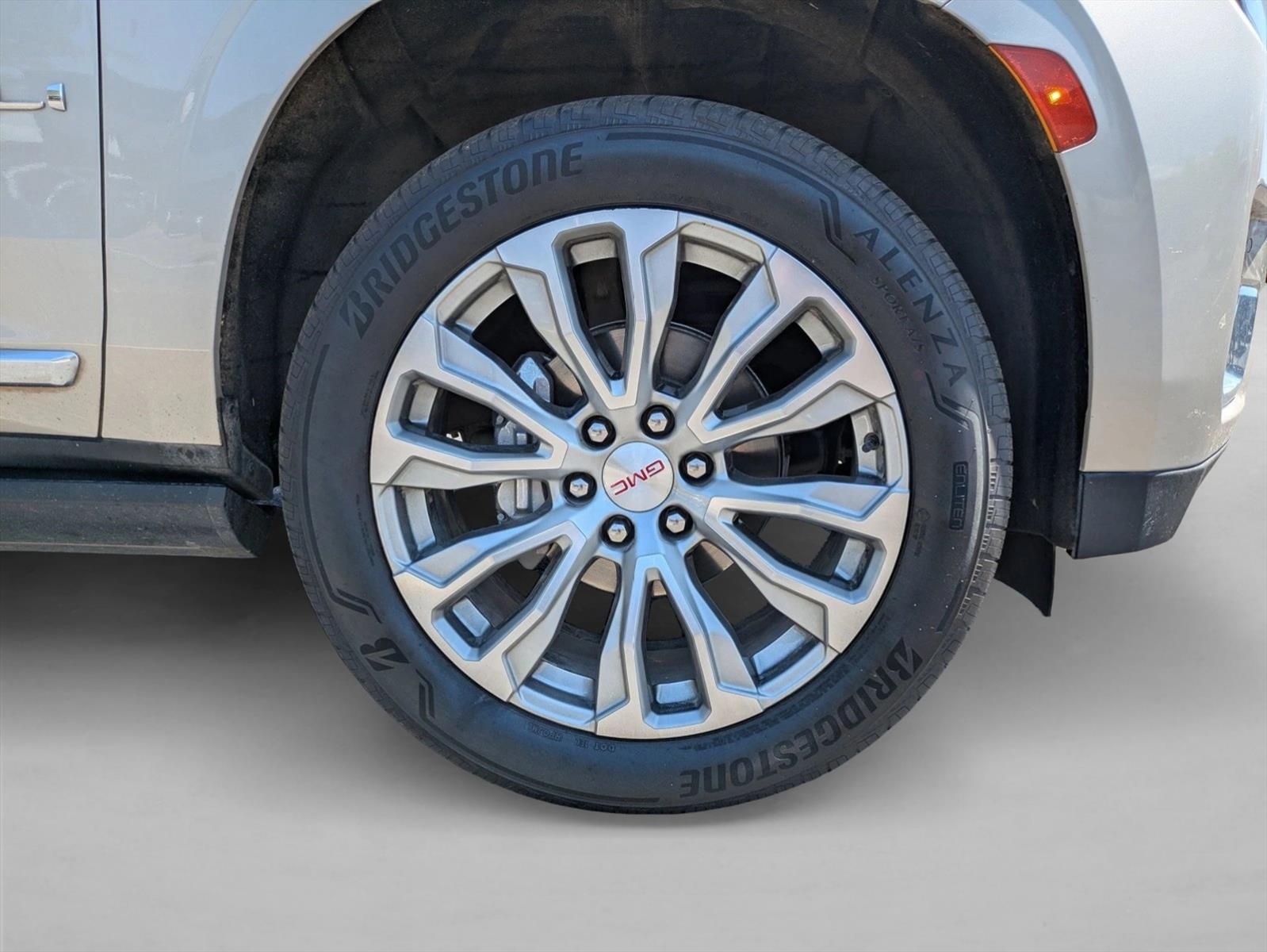 2023 GMC Yukon XL Denali - Photo 21