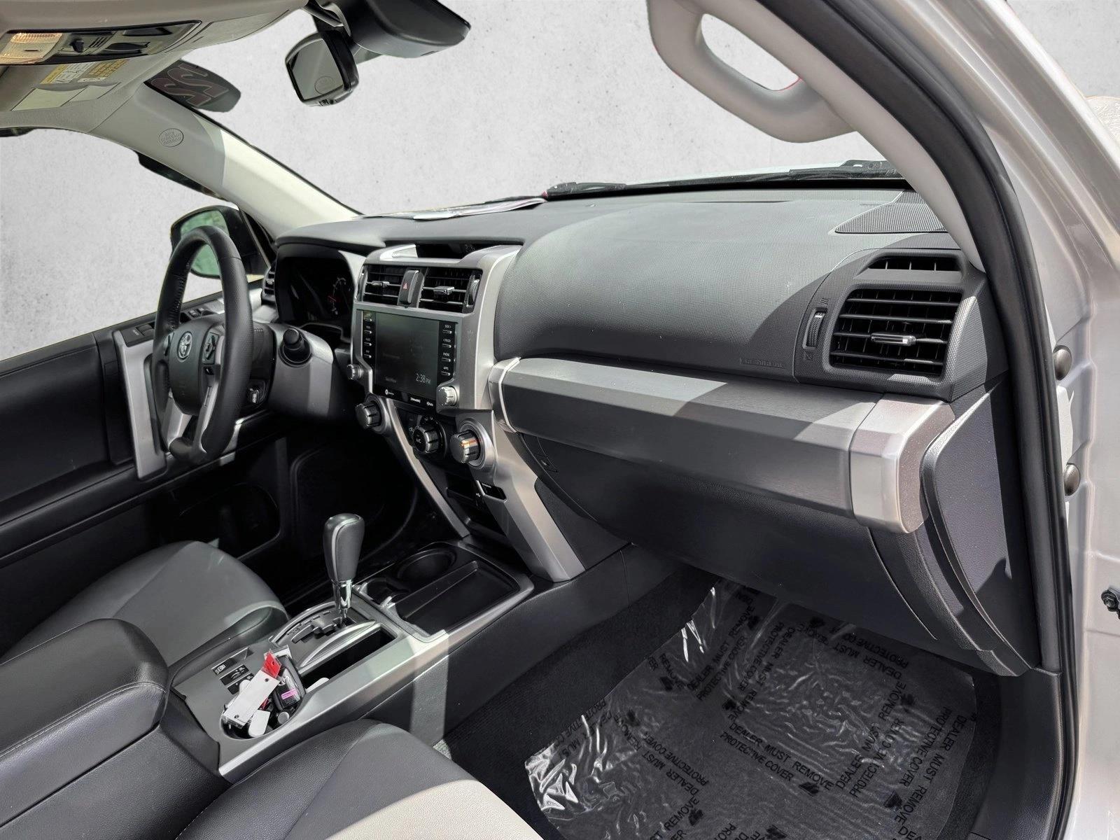 2022 Toyota 4Runner SR5 Premium - Photo 21