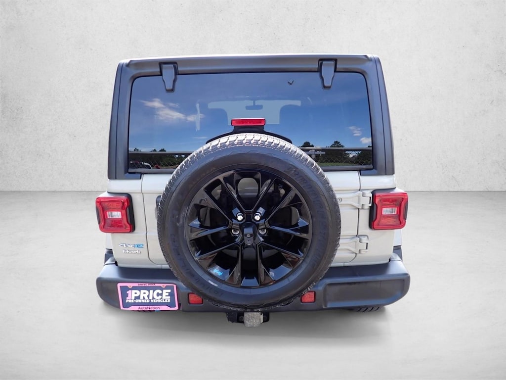 Used 2022 Jeep Wrangler Unlimited 4xe Sahara SUV