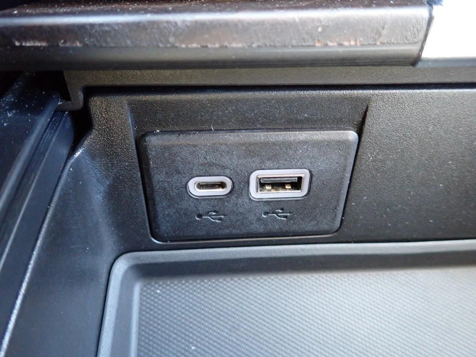 2023 GMC Yukon XL Denali - Photo 23
