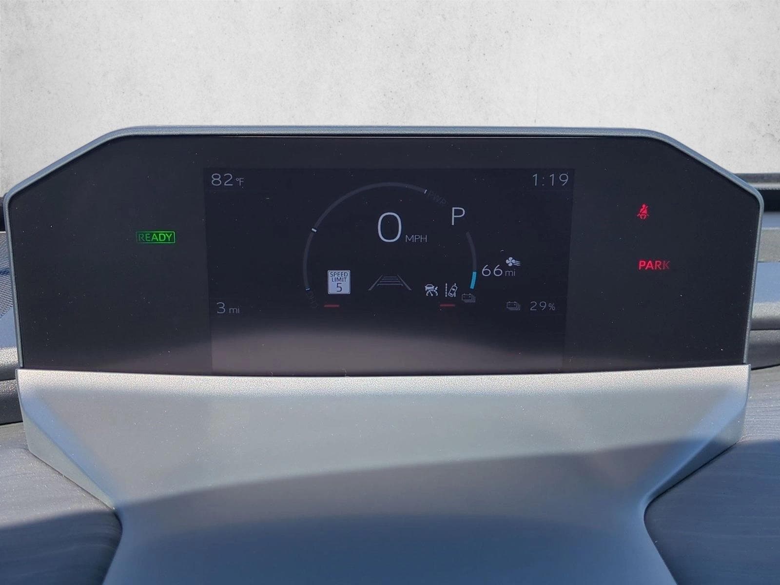 2026 Toyota C-HR SE - Photo 10