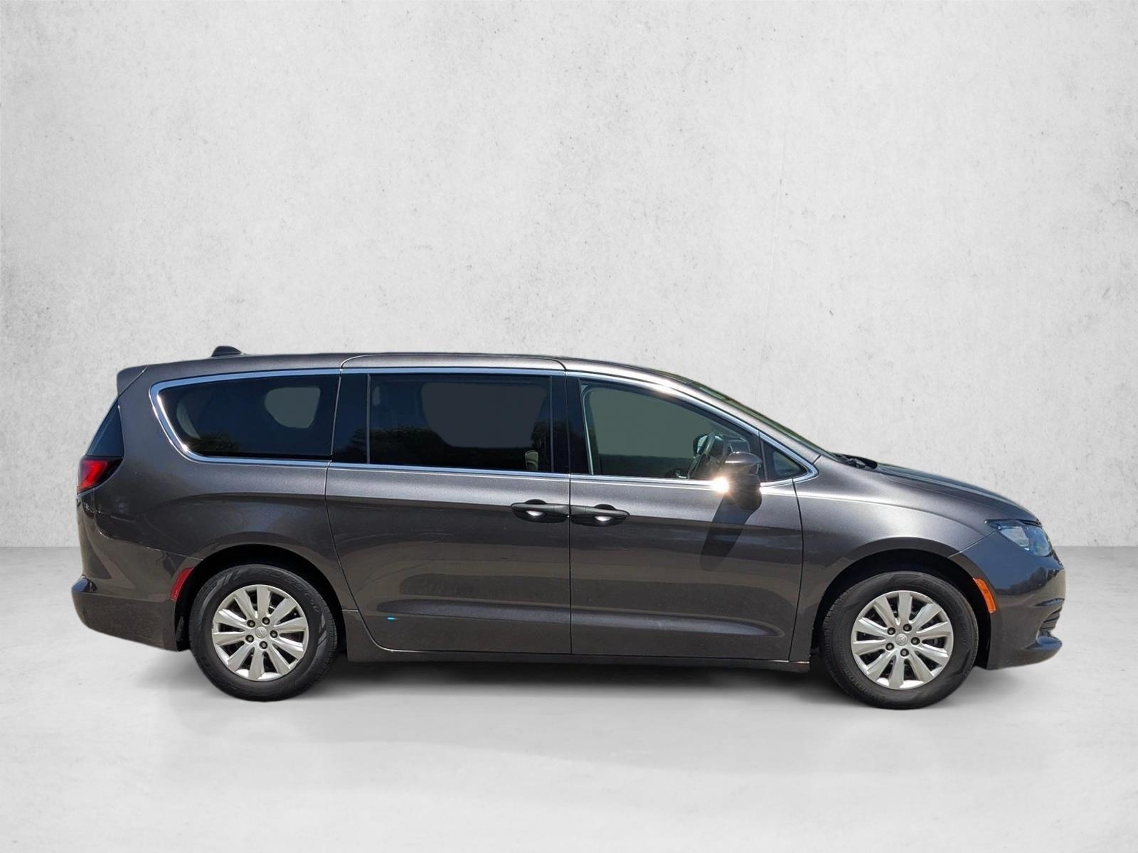 Used 2018 Chrysler Pacifica L Van