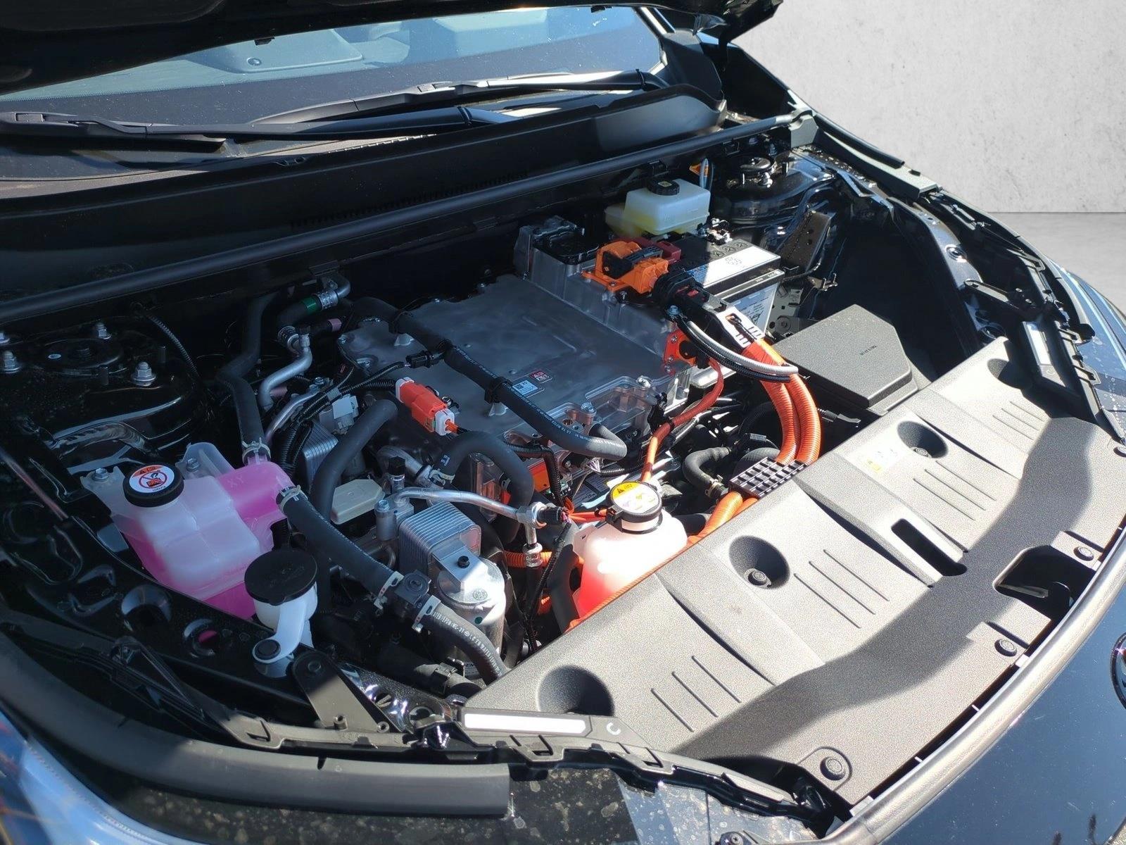 2026 Toyota C-HR SE - Photo 15
