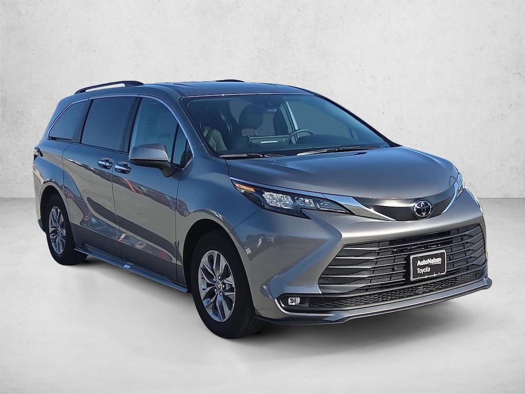 Certified 2026 Toyota Sienna XLE 8 Passenger Van Passenger Van