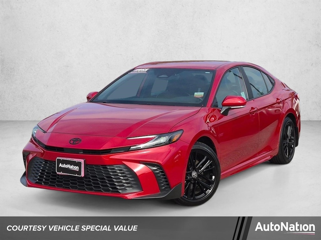Used 2025 Toyota Camry SE Sedan