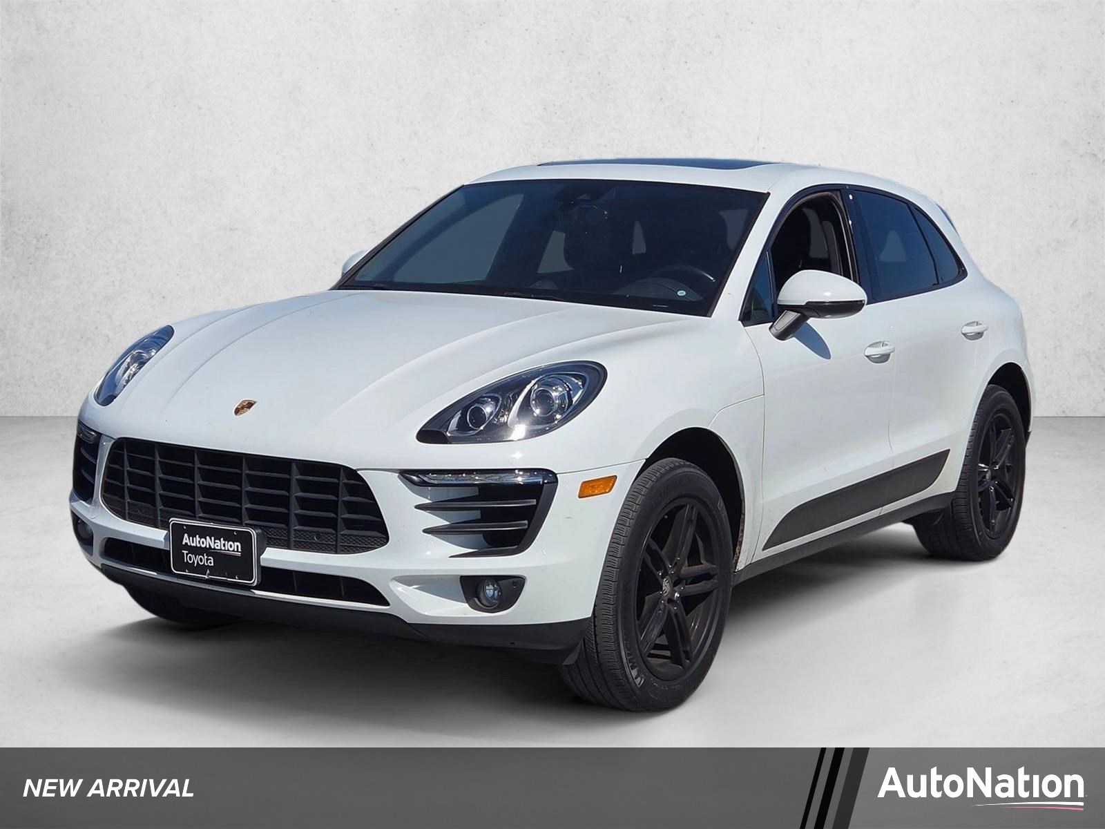 Used 2017 Porsche Macan Base SUV