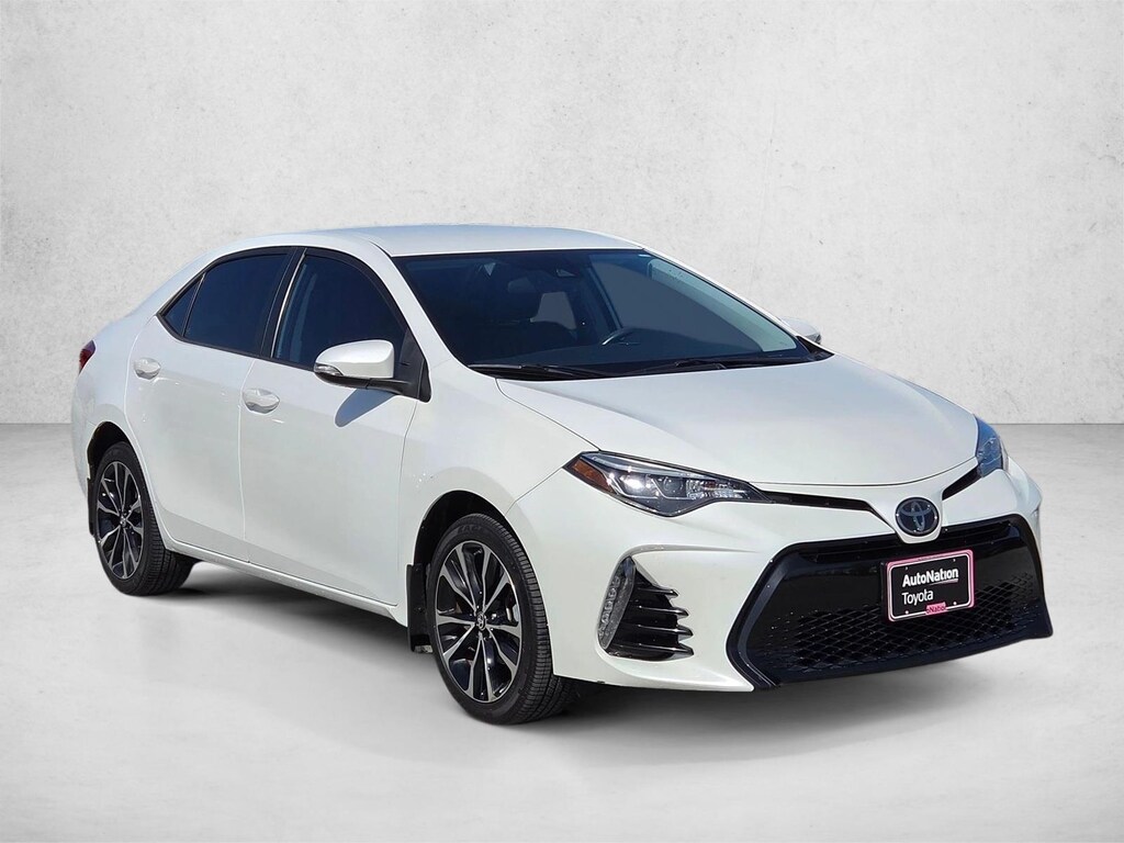 Used 2019 Toyota Corolla SE Sedan