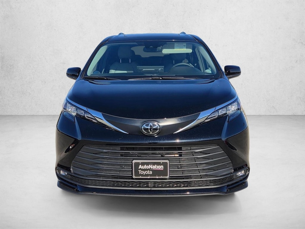 Certified 2026 Toyota Sienna XLE 8 Passenger Van Passenger Van