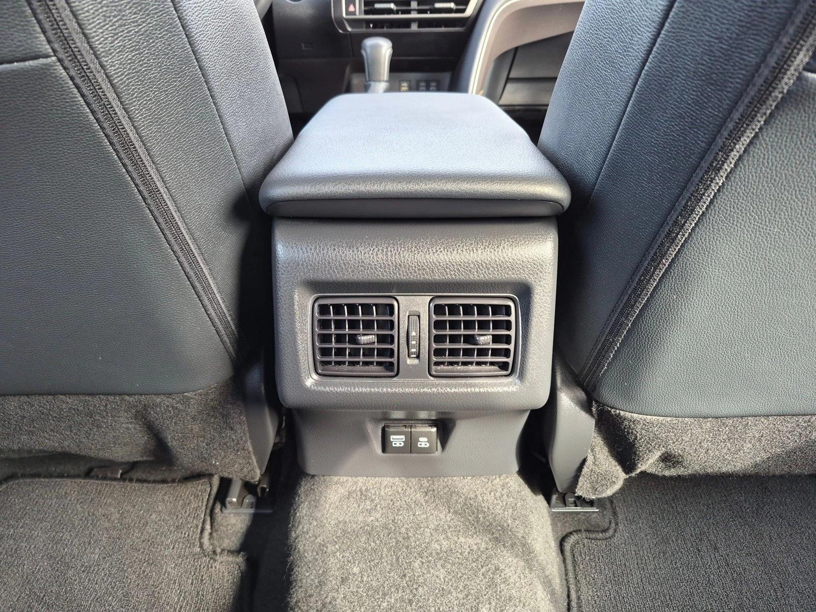 2025 Toyota Camry SE - Photo 16