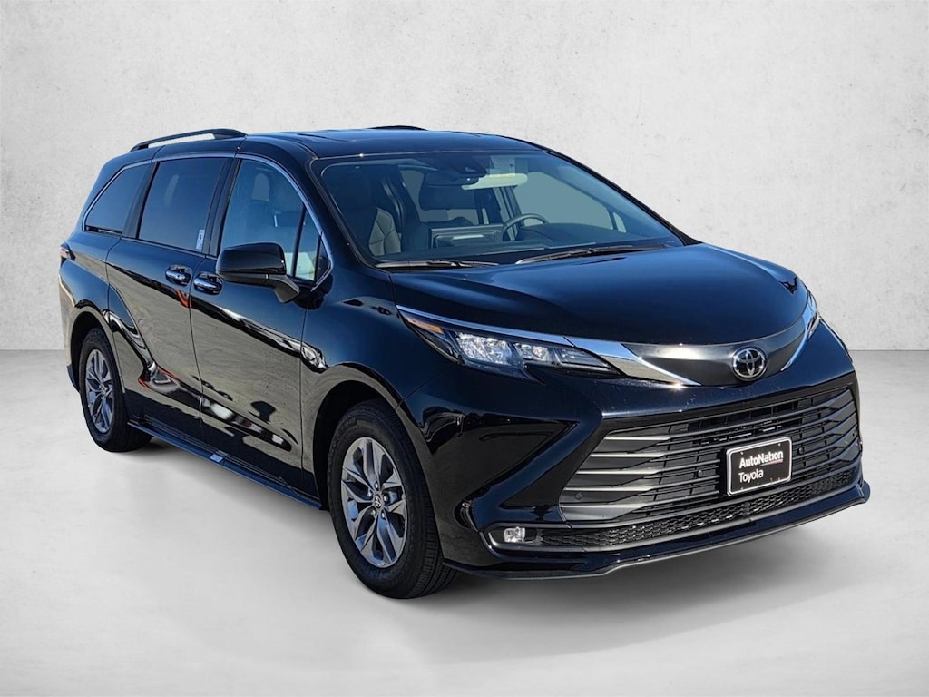 Certified 2026 Toyota Sienna XLE 8 Passenger Van Passenger Van