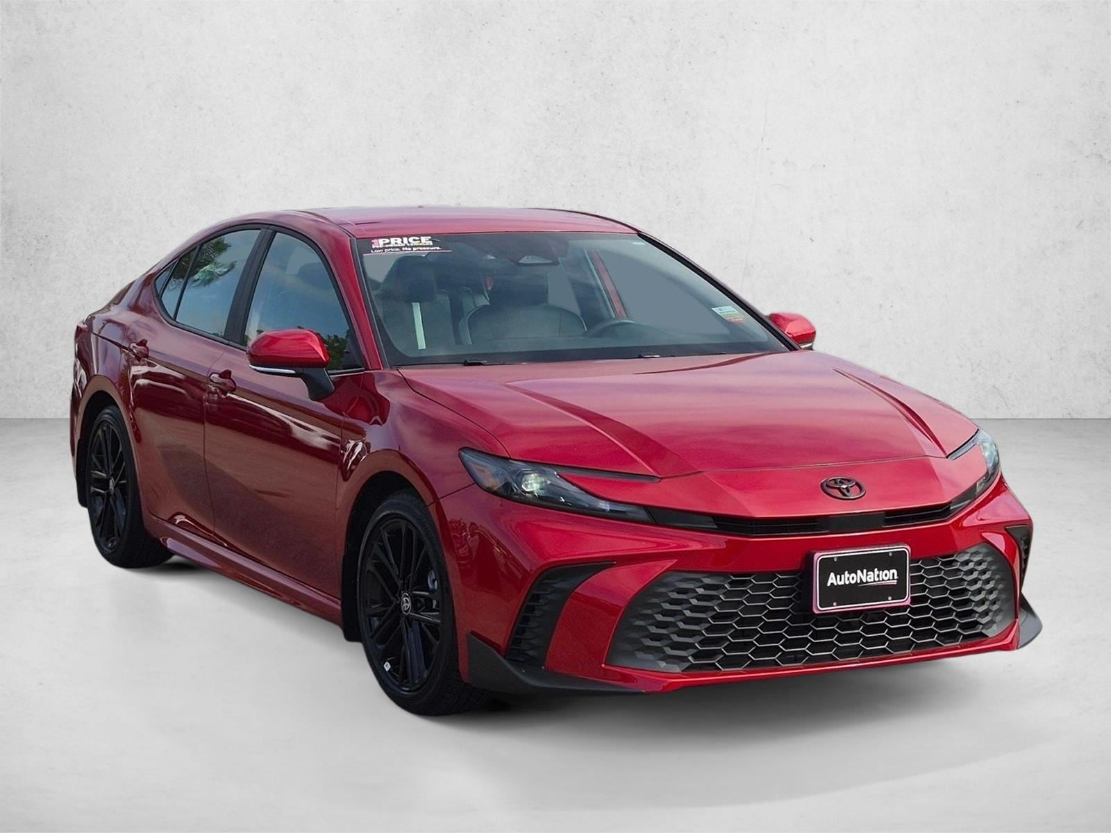 2025 Toyota Camry SE - Photo 3