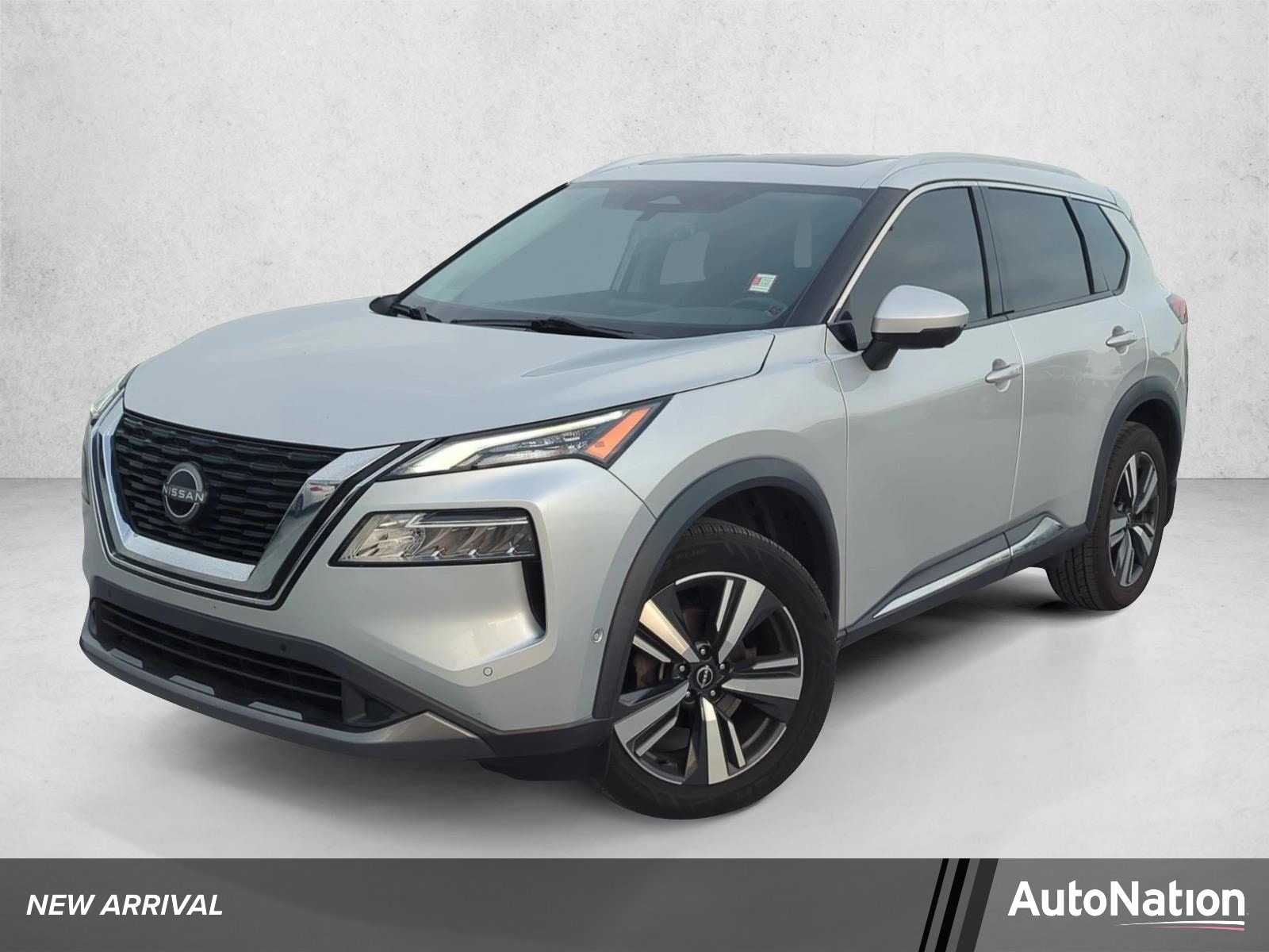 2023 Nissan Rogue SL FWD photo