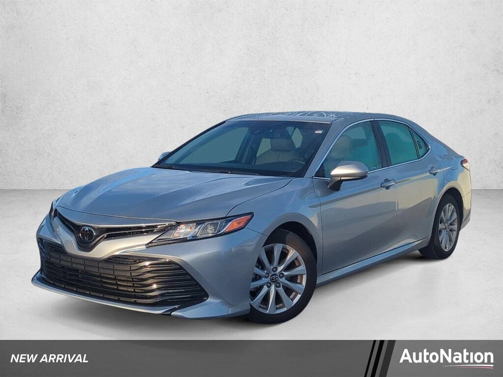 Used 2018 Toyota Camry LE Sedan