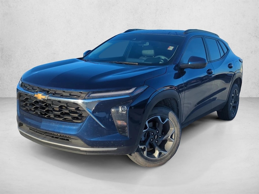 Used 2024 Chevrolet Trax LT SUV