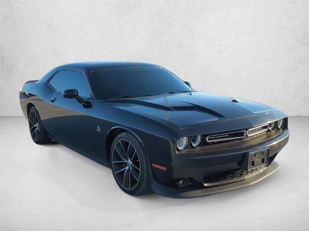 Used 2016 Dodge Challenger R/T Scat Pack Coupe