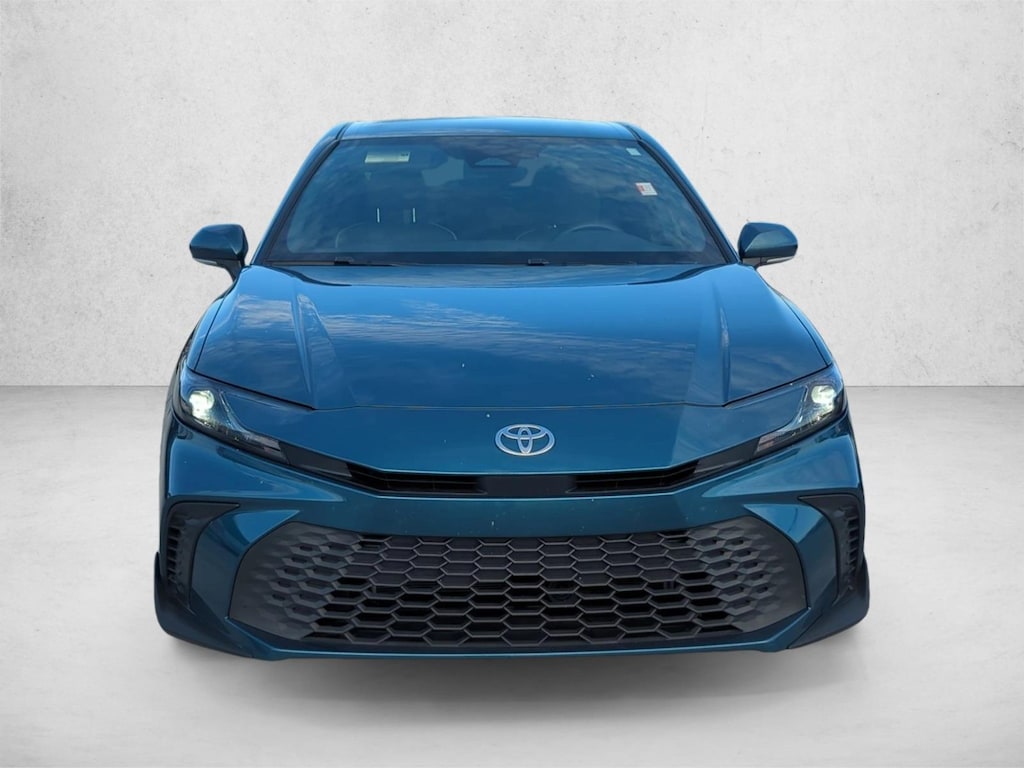 Used 2025 Toyota Camry SE Sedan