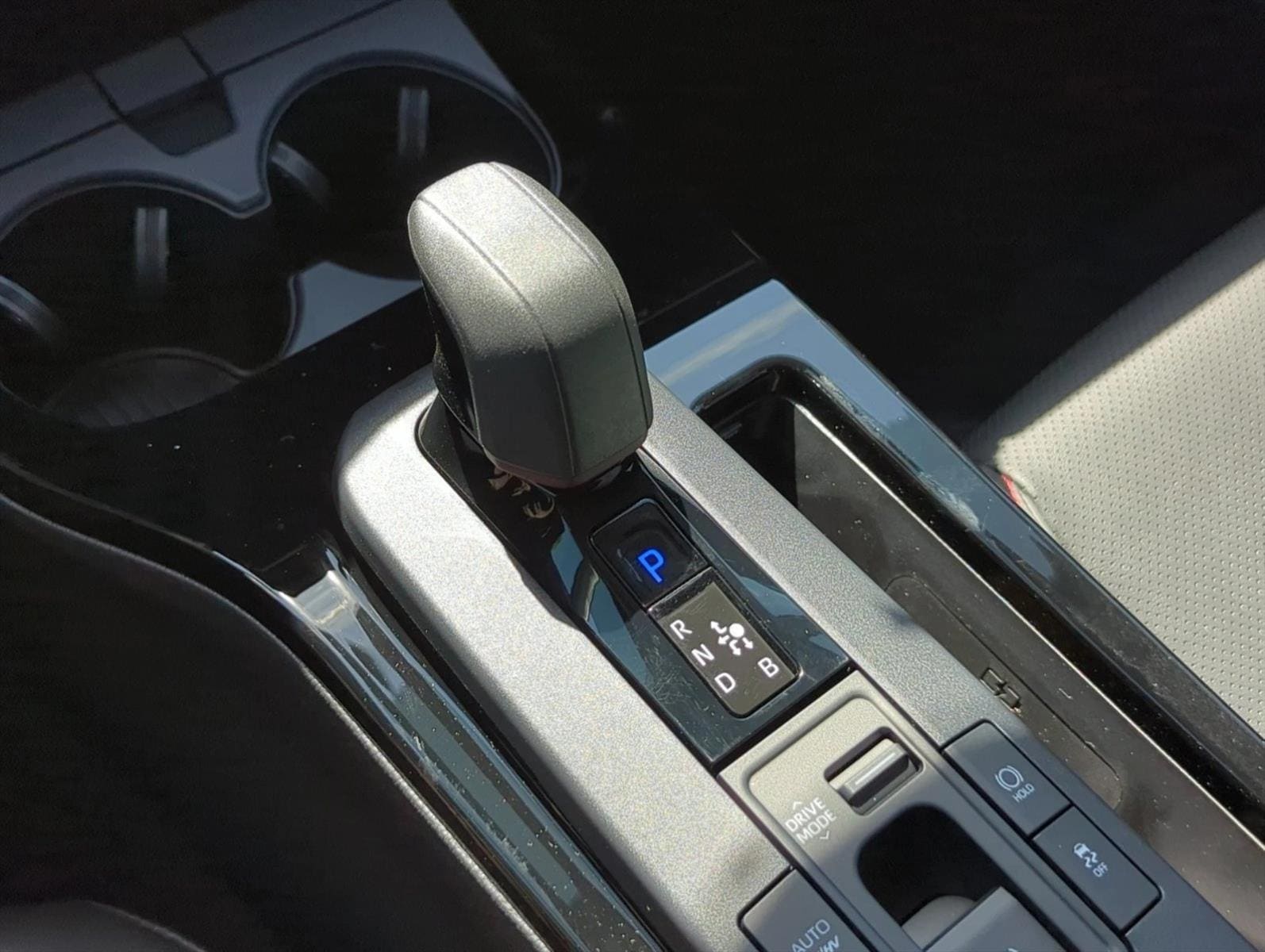 2025 Toyota Prius XSE Premium - Photo 14