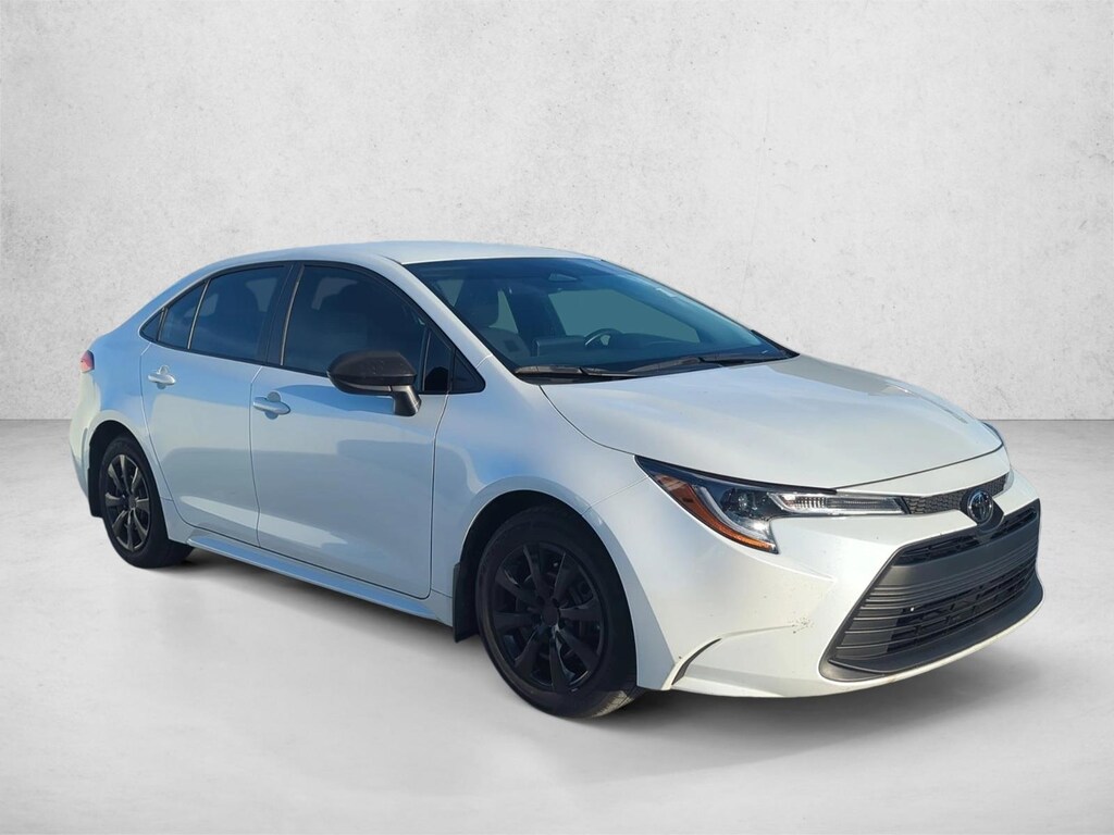 Used 2025 Toyota Corolla LE Sedan