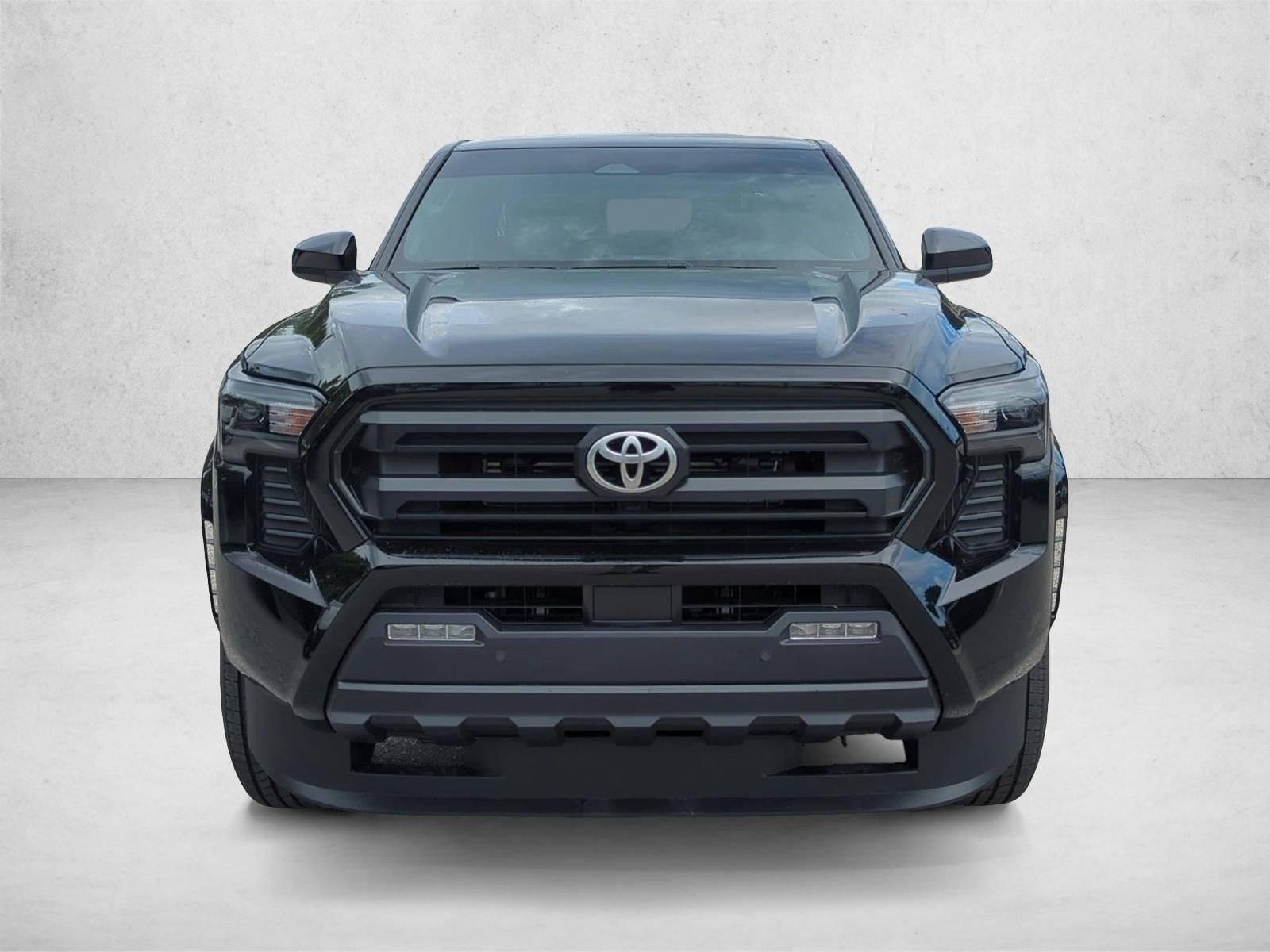 2025 Toyota Tacoma SR5 - Photo 2