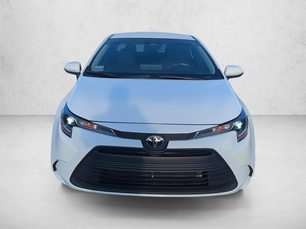 Used 2025 Toyota Corolla LE Sedan