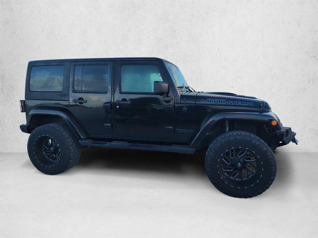 Used 2017 Jeep Wrangler JK Unlimited Sahara 4x4 SUV