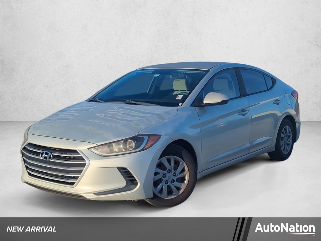 Used 2017 Hyundai Elantra SE Sedan