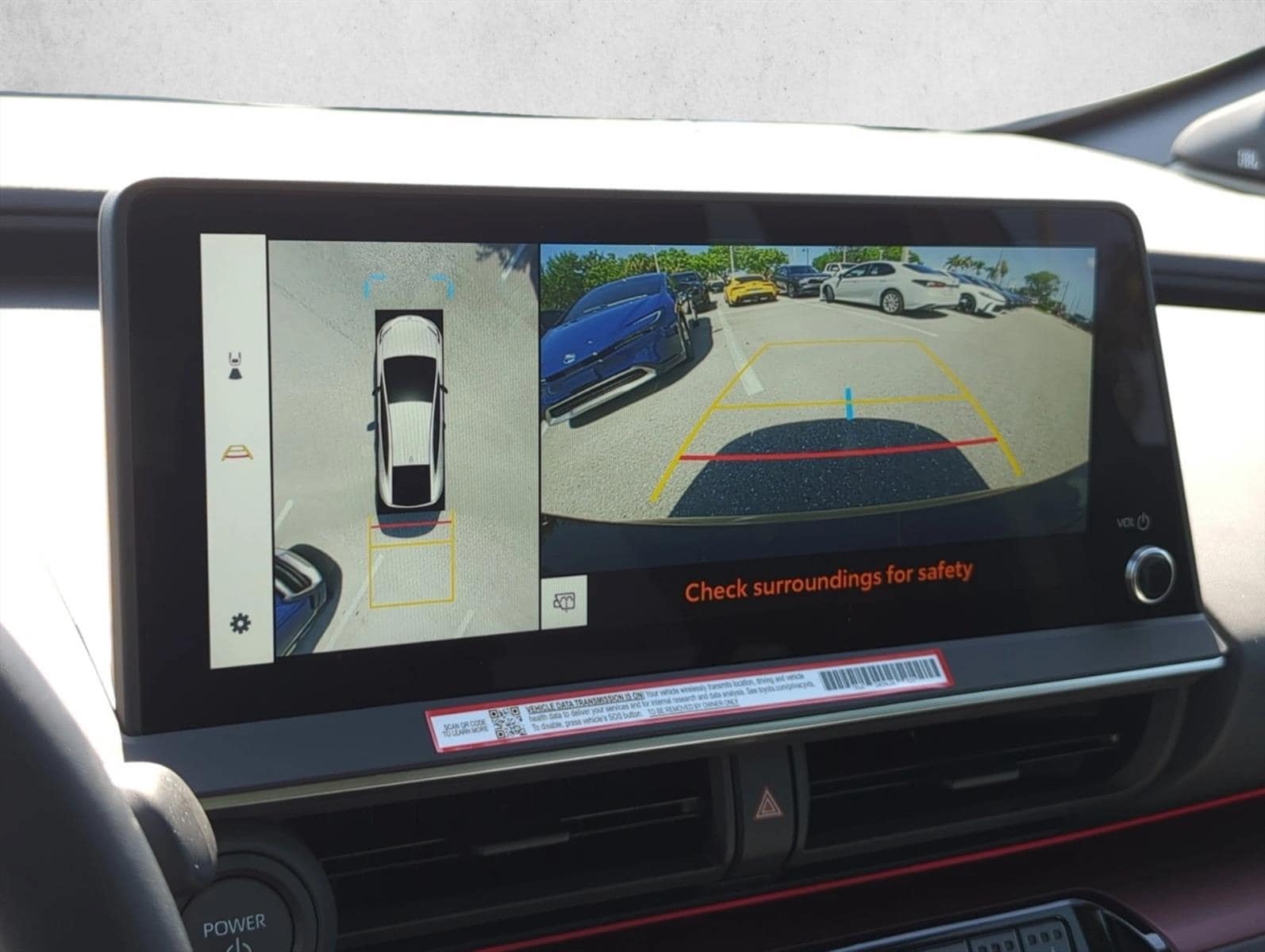 2025 Toyota Prius XSE Premium - Photo 13