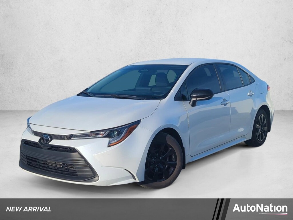 Used 2025 Toyota Corolla LE Sedan
