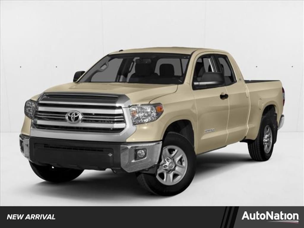Used 2017 Toyota Tundra SR5 5.7L V8 w/FFV Truck Double Cab