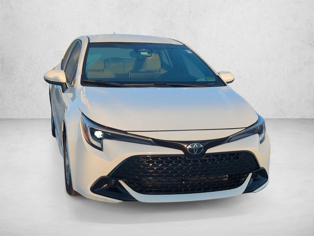 Used 2023 Toyota Corolla Hatchback SE Hatchback