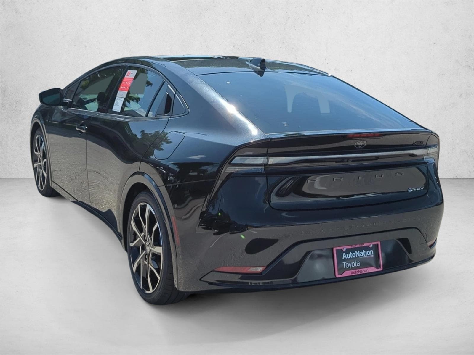2025 Toyota Prius XSE Premium - Photo 9
