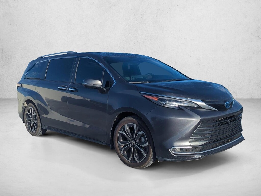 Used 2025 Toyota Sienna Platinum 7 Passenger Van Passenger Van