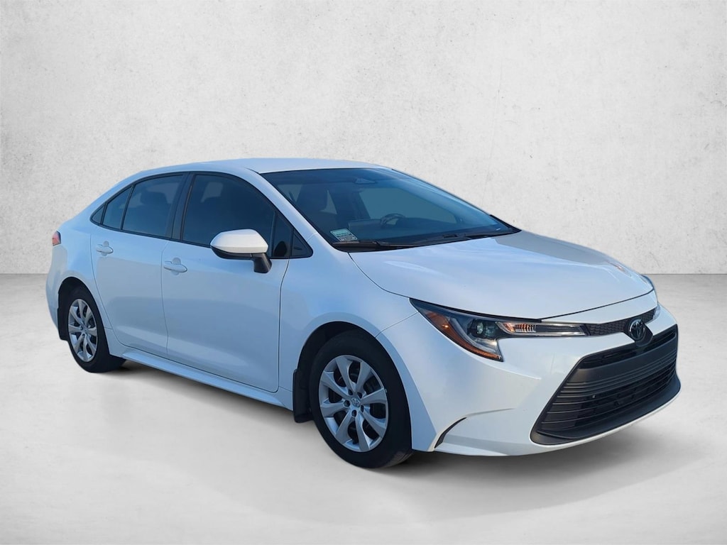 Used 2025 Toyota Corolla LE Sedan
