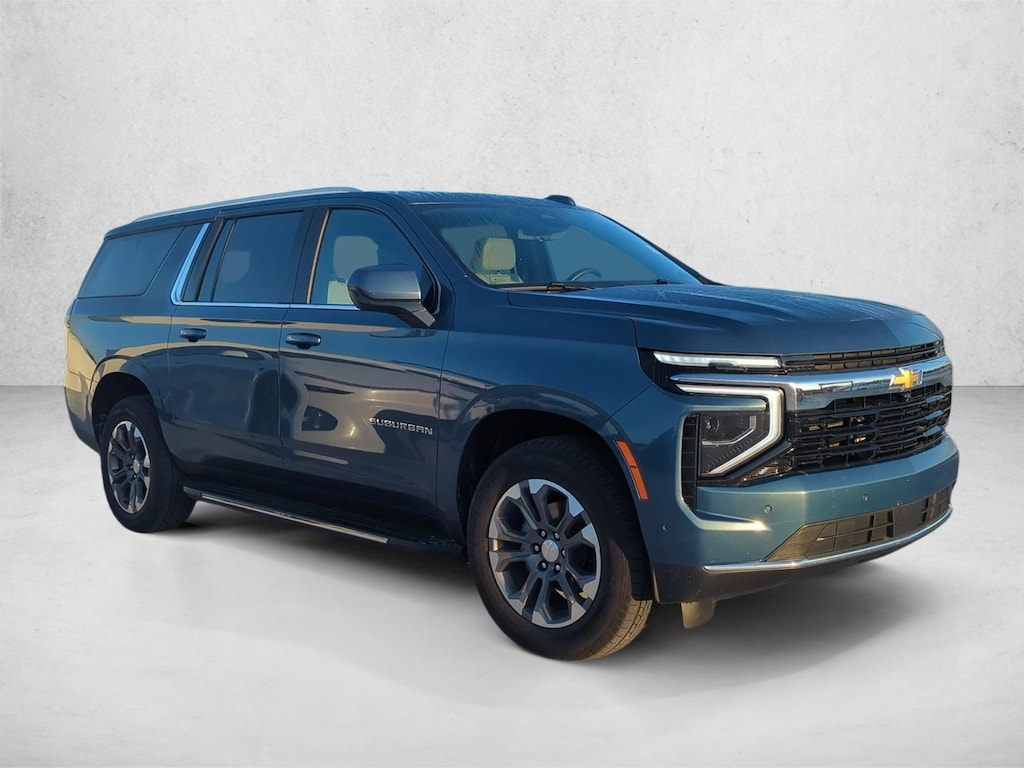 Used 2025 Chevrolet Suburban LS SUV