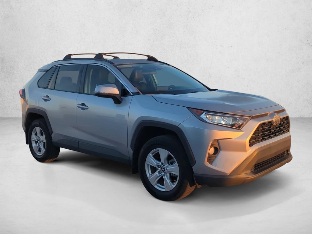 Used 2020 Toyota RAV4 XLE SUV