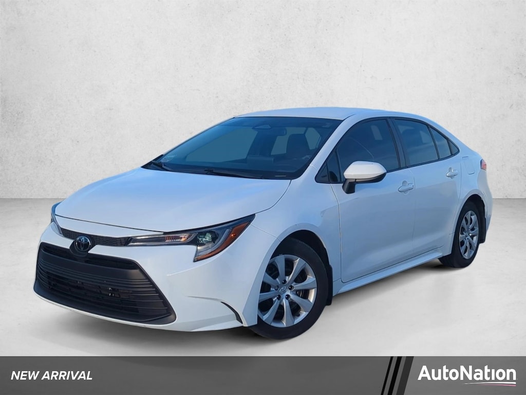 Used 2025 Toyota Corolla LE Sedan