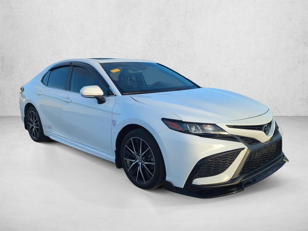 Used 2024 Toyota Camry SE Sedan