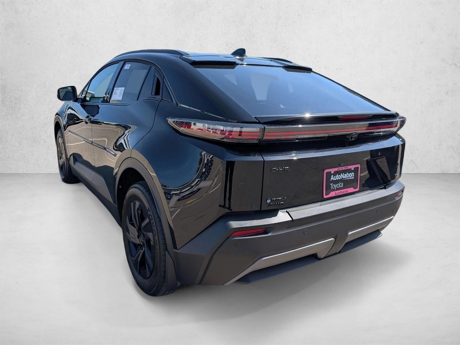 2026 Toyota C-HR SE - Photo 9