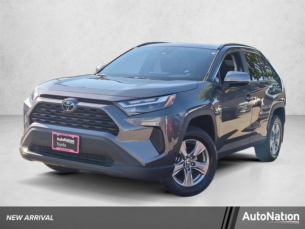 Used 2025 Toyota RAV4 XLE SUV