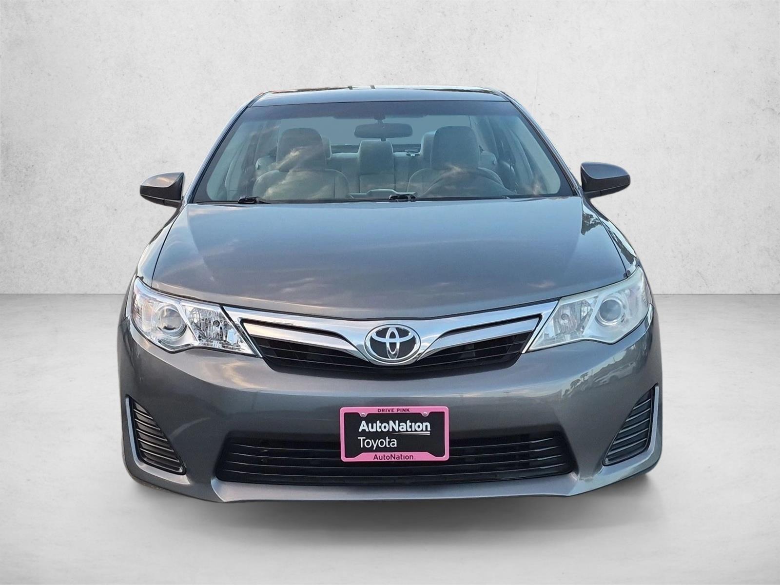 Used 2014 Toyota Camry LE with VIN 4T4BF1FK0ER371067 for sale in Hayward, CA