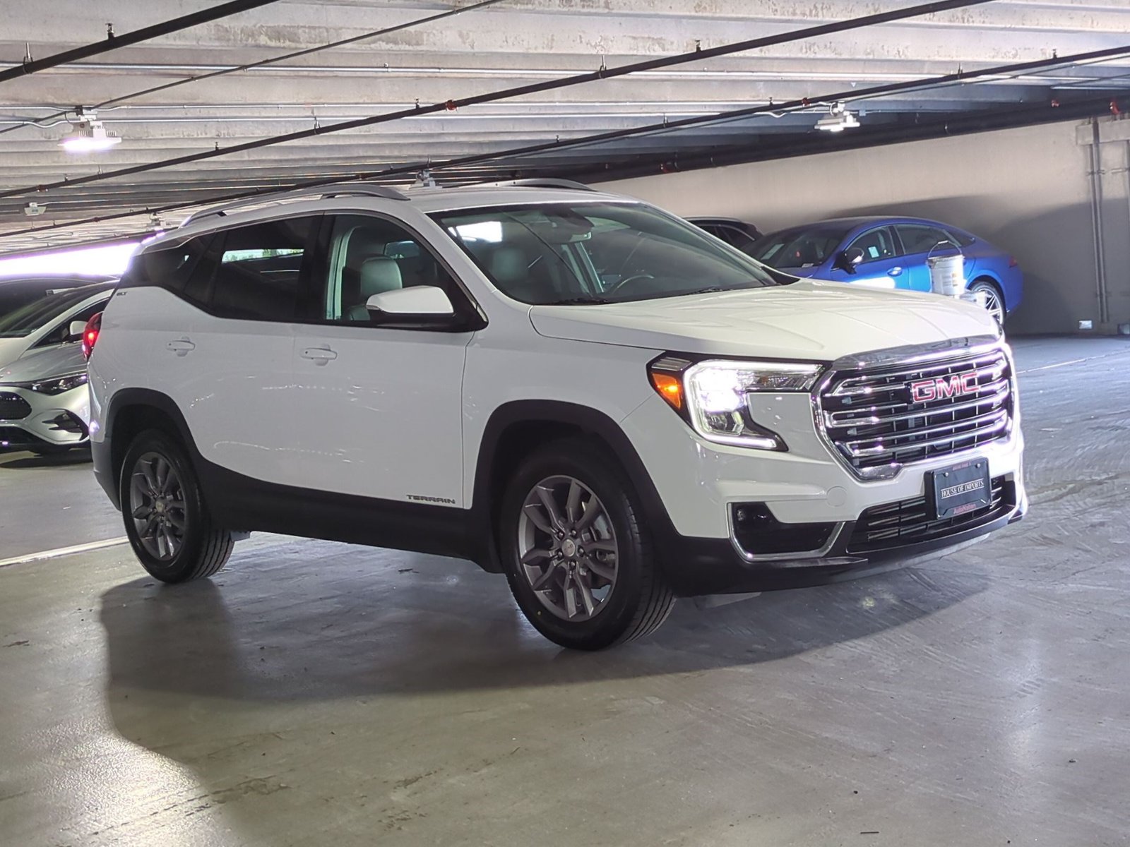 Used 2024 GMC Terrain SLT SUV