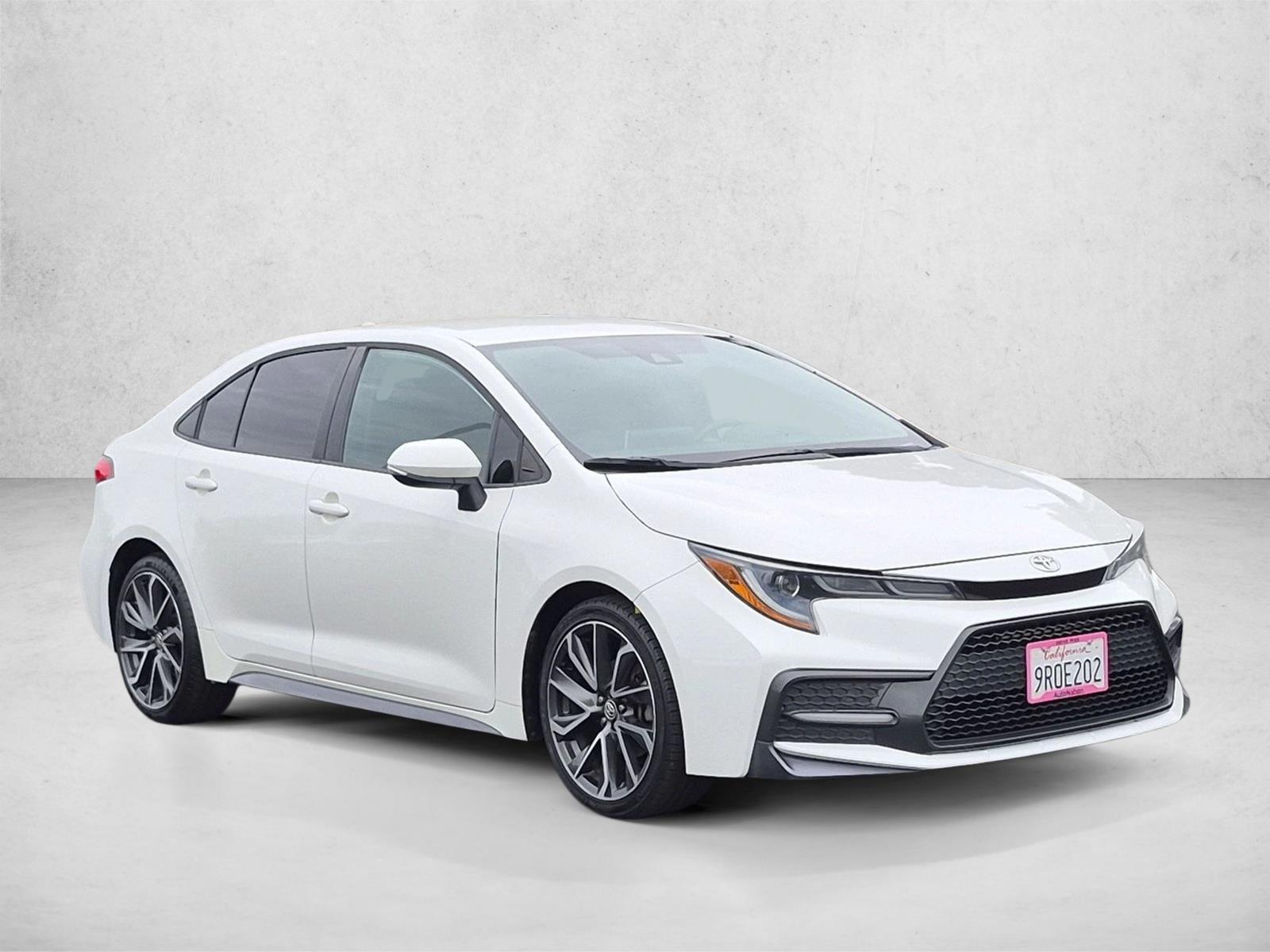 Used 2020 Toyota Corolla SE Sedan