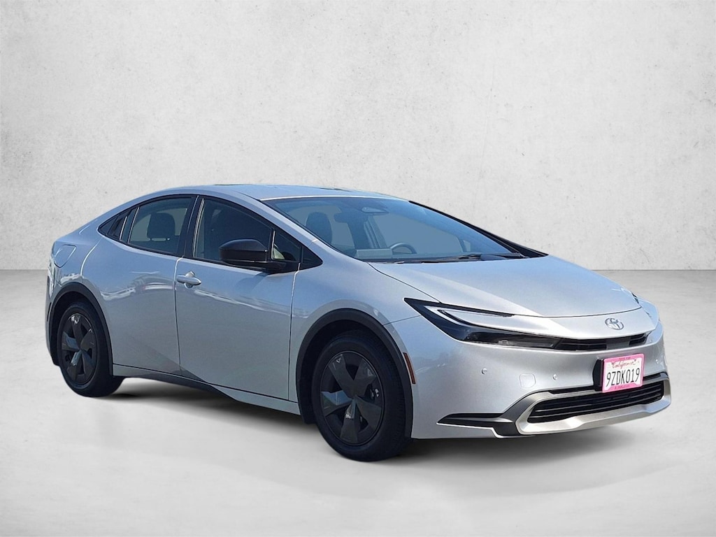 Used 2026 Toyota Prius Plug-In Hybrid SE Hatchback