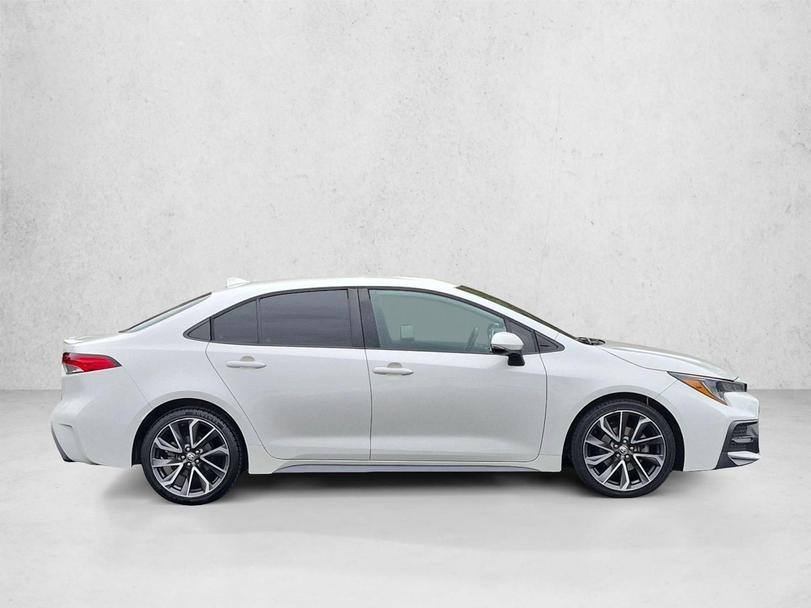 Used 2020 Toyota Corolla SE Sedan