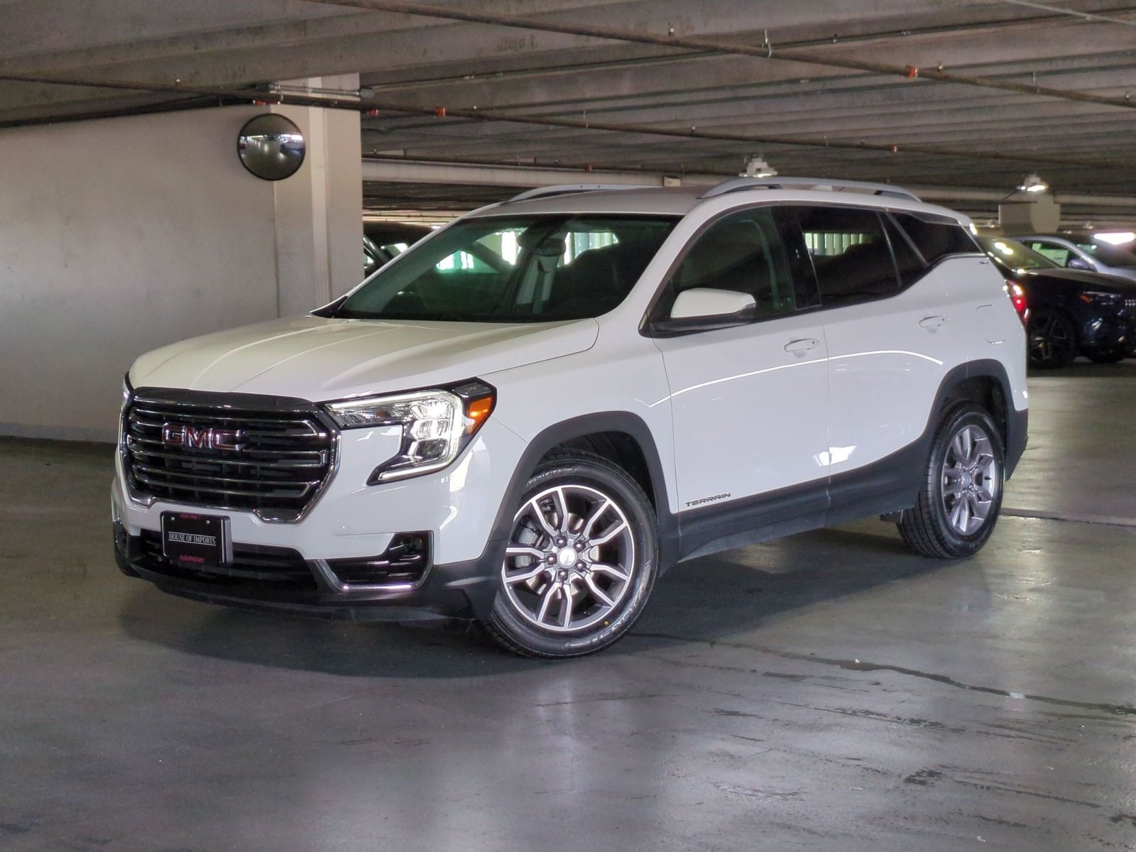 Used 2024 GMC Terrain SLT SUV
