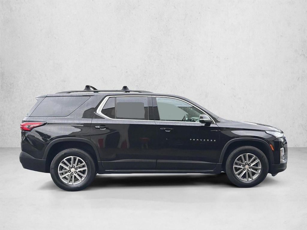 Used 2023 Chevrolet Traverse LT Cloth w/1LT SUV