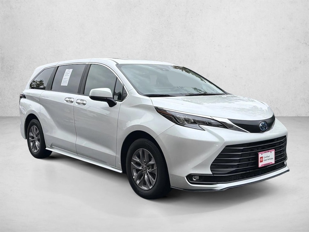 Certified 2025 Toyota Sienna XLE 7 Passenger Van Passenger Van