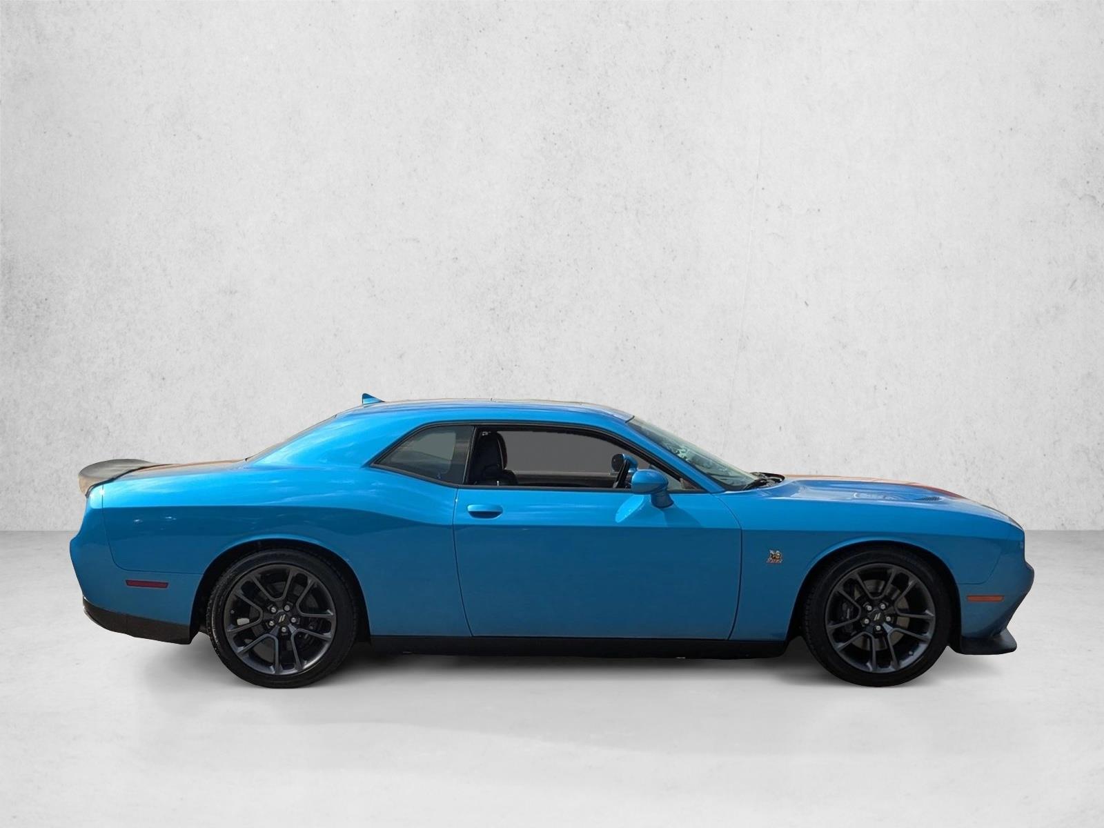 2023 Dodge Challenger R/T - Photo 6