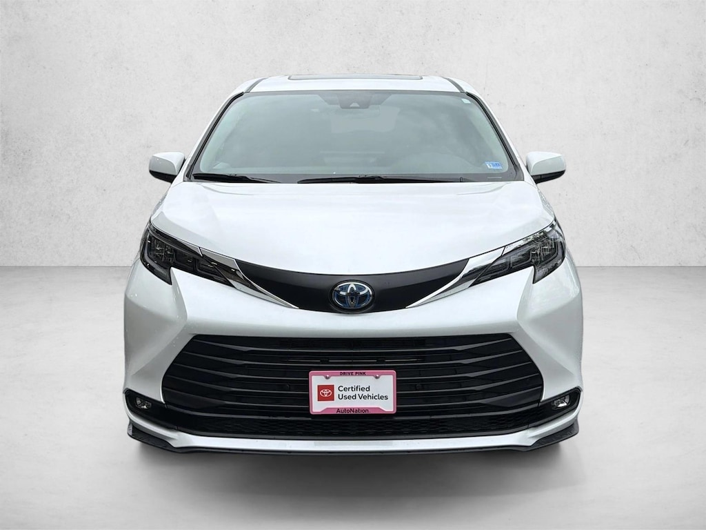 Certified 2025 Toyota Sienna XLE 7 Passenger Van Passenger Van